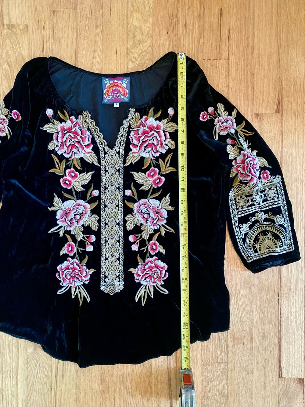 Johnny Was Black Silk-Blend Velvet Embroidered Blouse - Picture 10 of 12